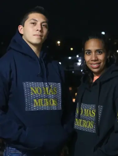Sudadera con Gorro No Mas Muros